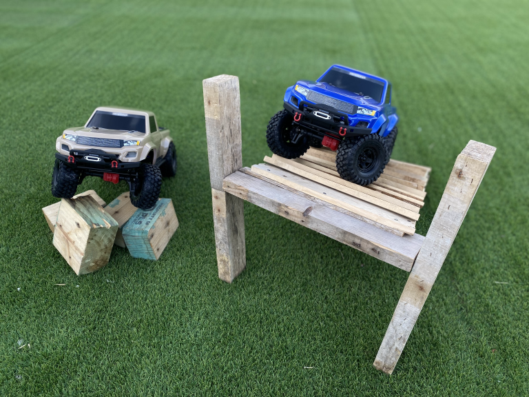 Alquiler de coches de radio control Crawler en Cáceres